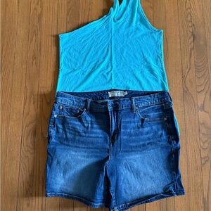 Torrid Aqua Tank Top size 2 with Dark Wash Denim Shorts size 18